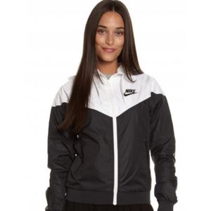 Women's Nike Jacket Black Windrunner XL